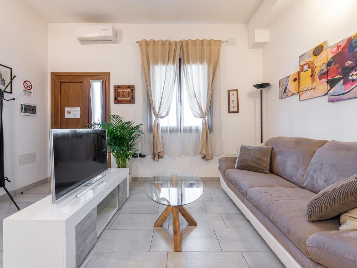 La Mariposa - Bellavita Apartments Assemini Εξωτερικό φωτογραφία